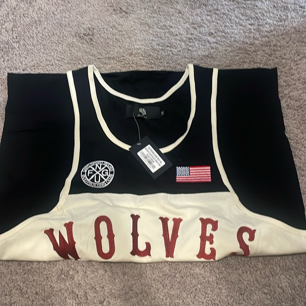 New with tags wolves American tank xl